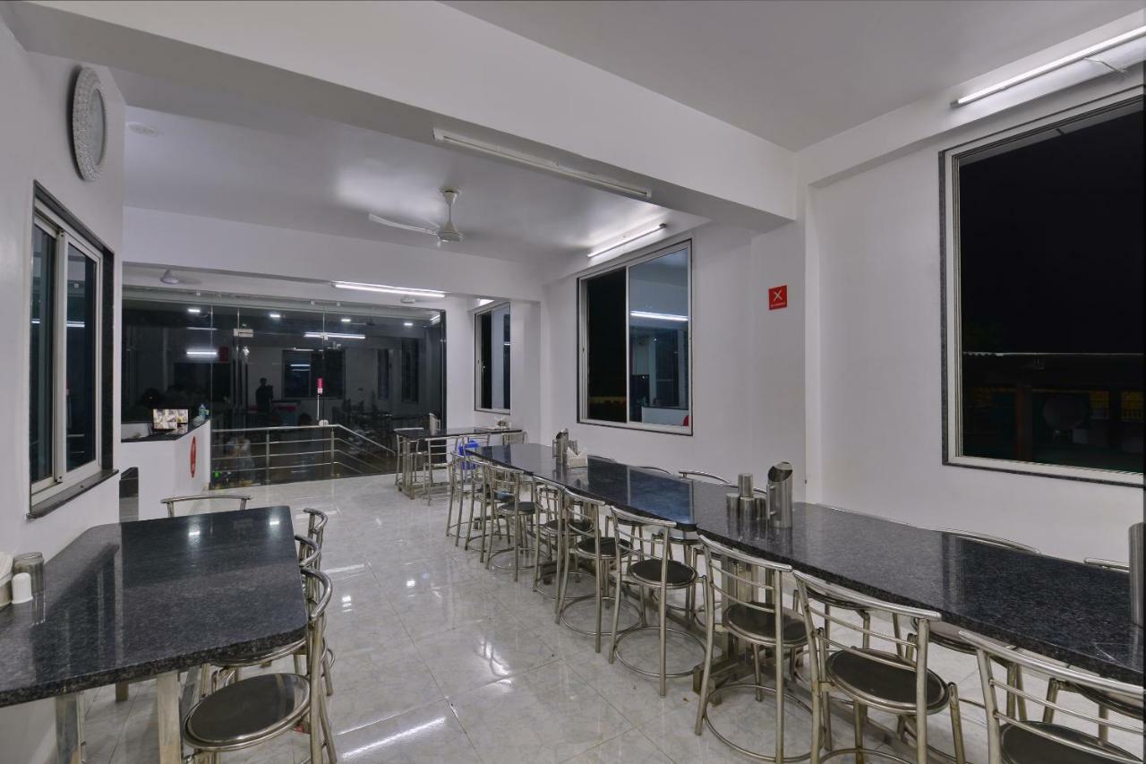 Hotel Oyo 11421 Regal Residency Amritsar Esterno foto